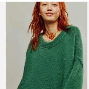 Free People Harrison Bunny Oversized Sweater in Green - XS (very oversized fit)